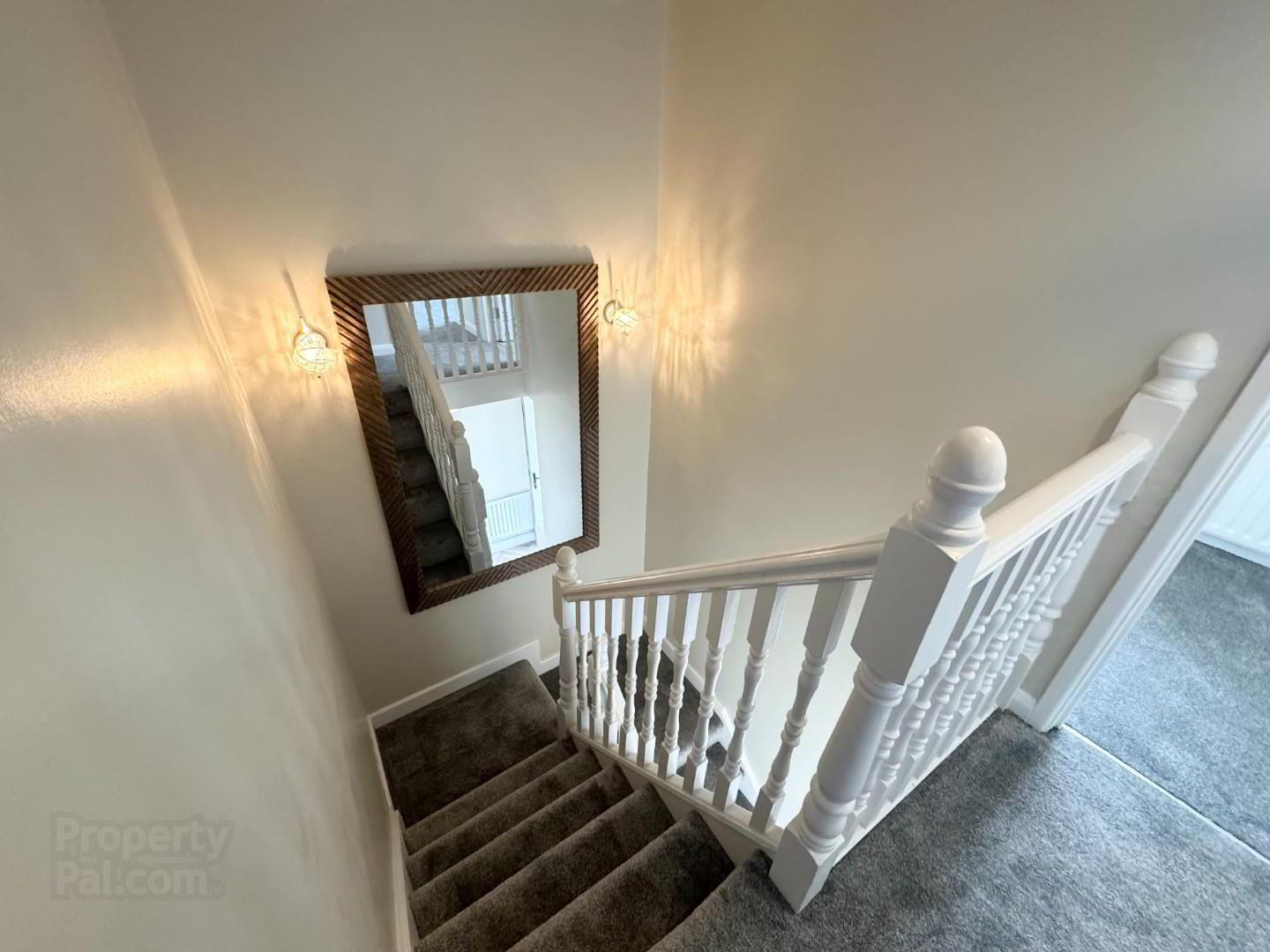 17 Rathmore Crescent 11 of 15