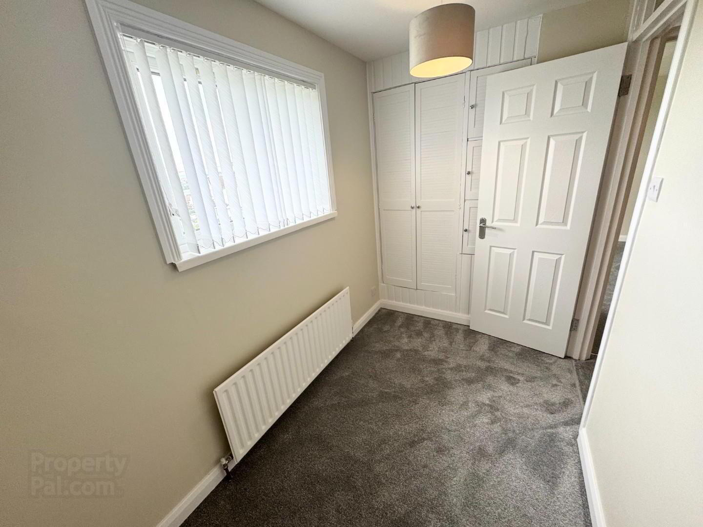 17 Rathmore Crescent 12 of 15