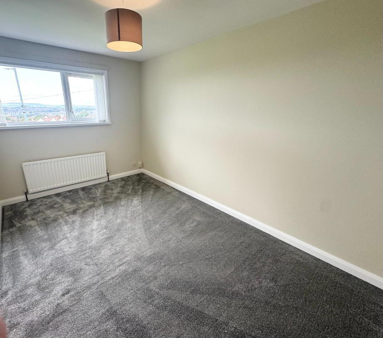 17 Rathmore Crescent 13 of 15