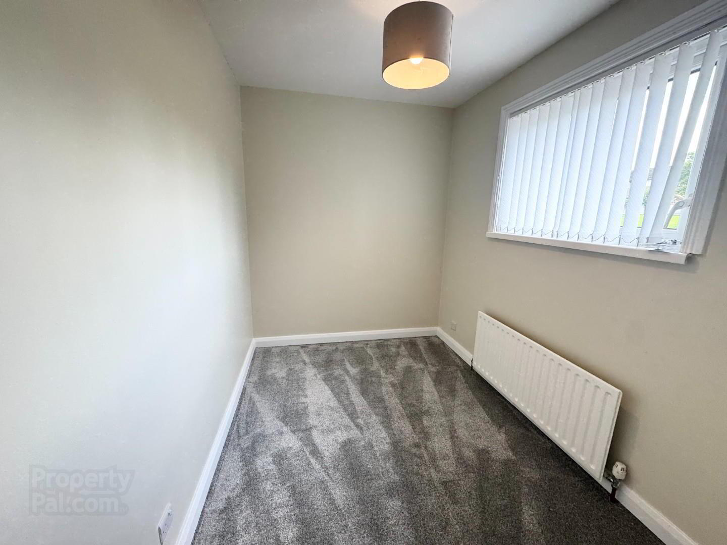 17 Rathmore Crescent 14 of 15