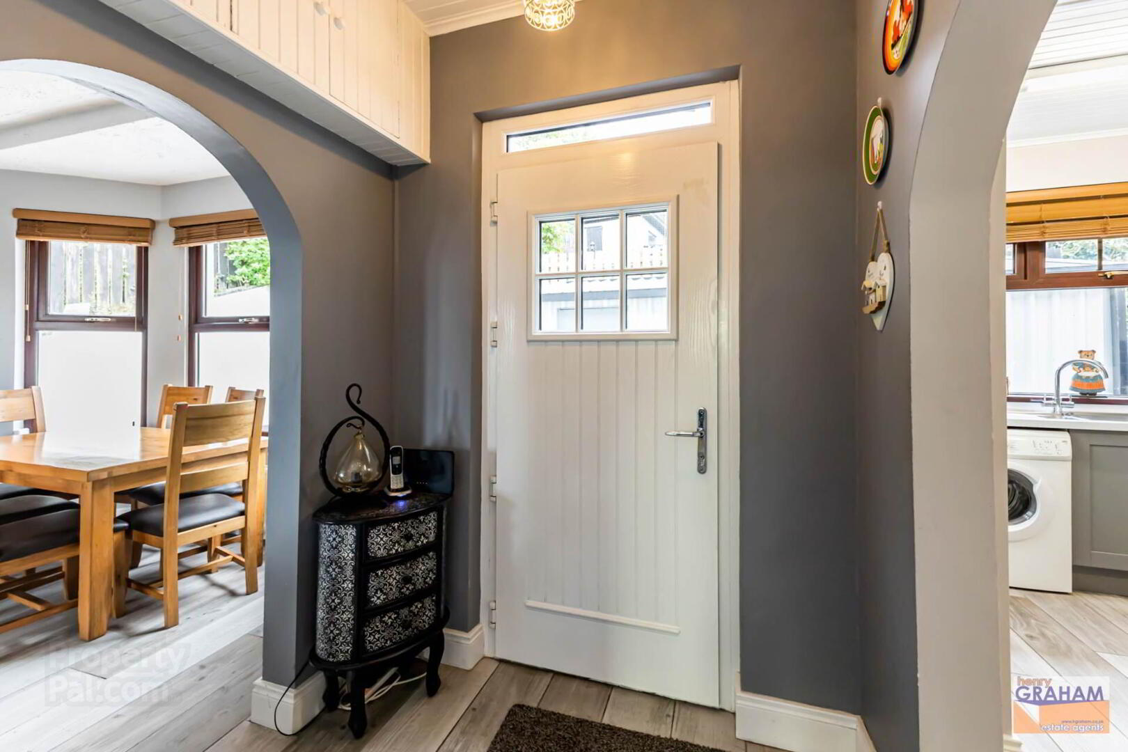 27 Hillsborough Road 16 of 31