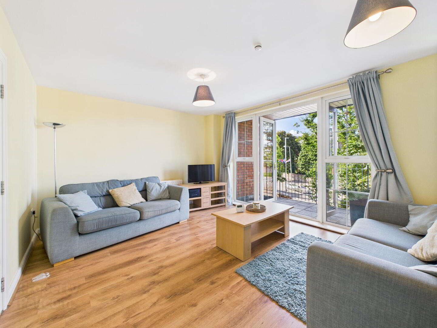 Apt 21 Bell Towers South, 3 Ravenhill Road 7 of 17
