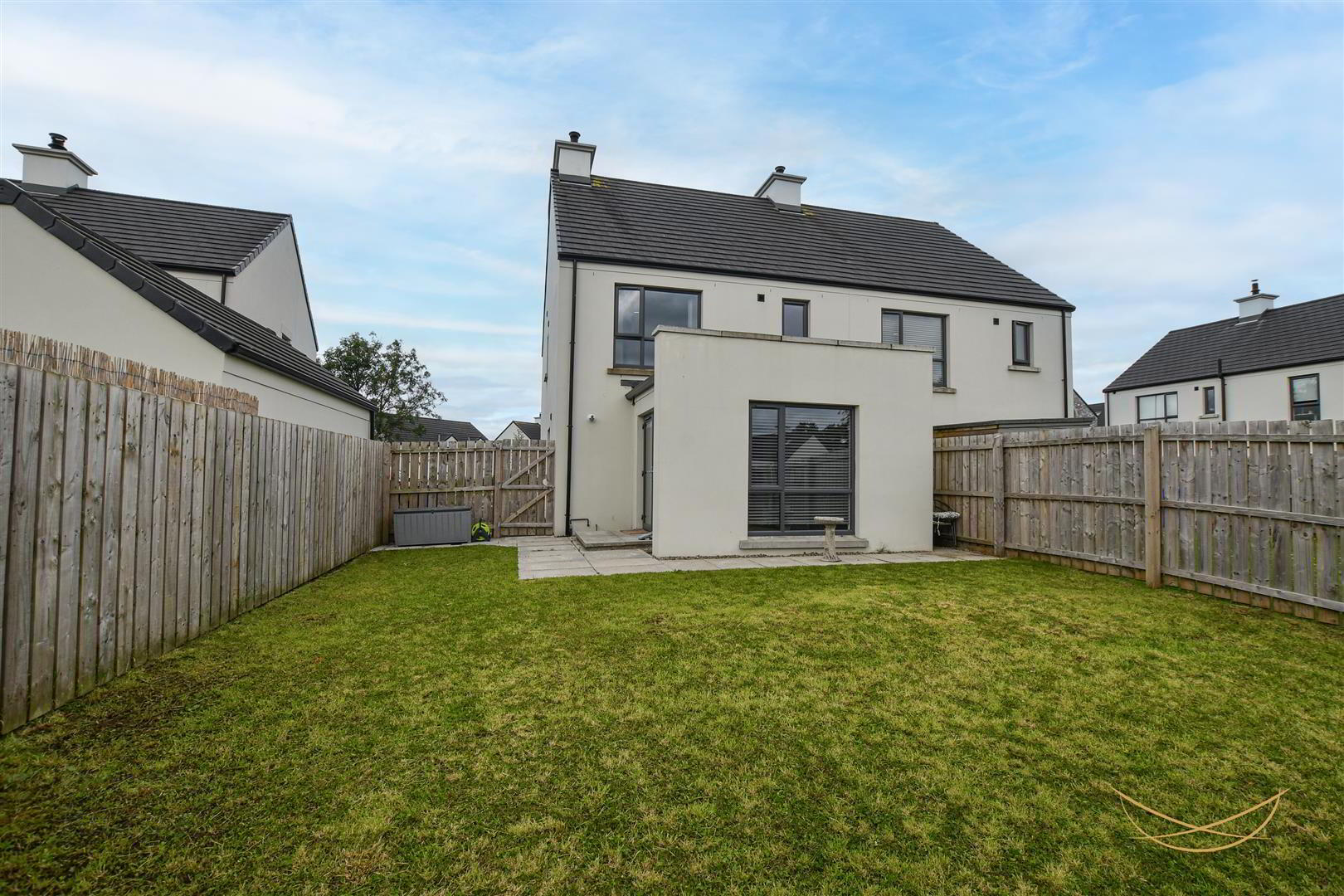 4 Oakwood Avenue 41 of 46
