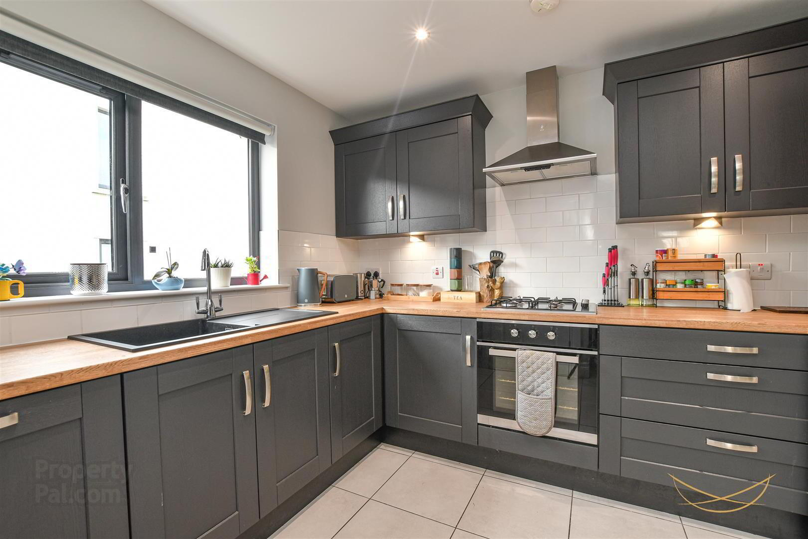 4 Oakwood Avenue 17 of 46