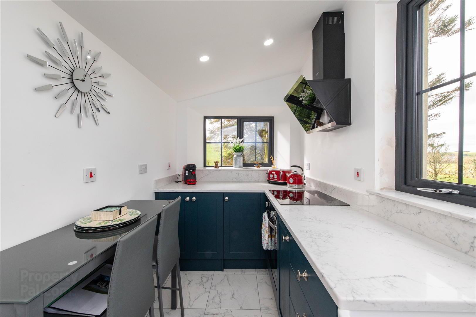 87 Ballynahinch Road 3 of 20