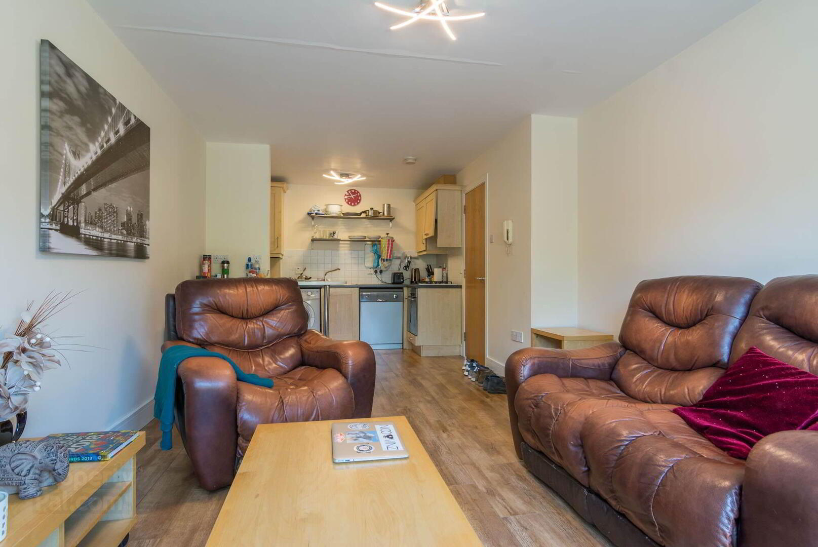 22 South Studios, 85 Tates Avenue 5 of 11
