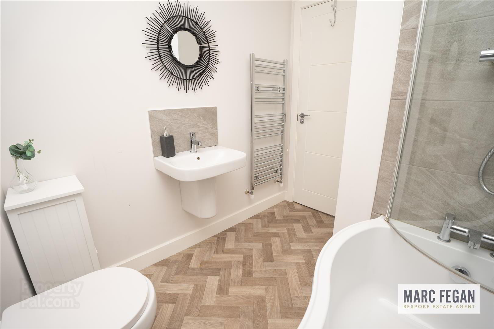 52 Atherton Square 32 of 47