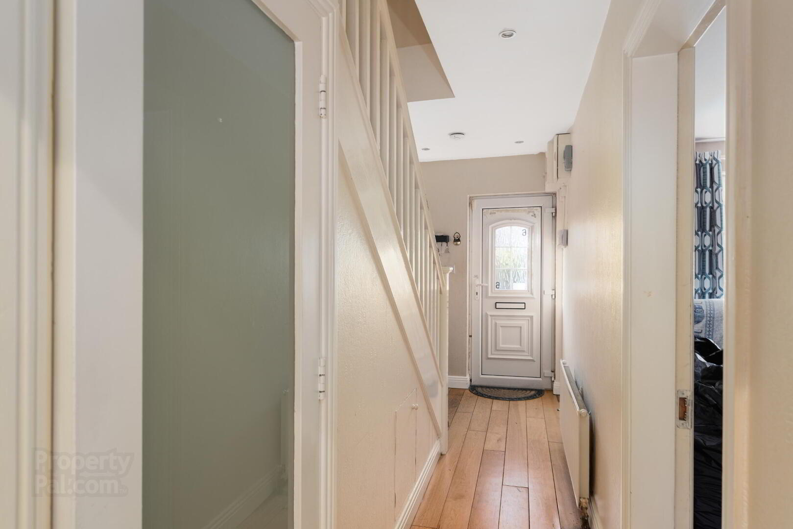 6 Brandon Road 3 of 23
