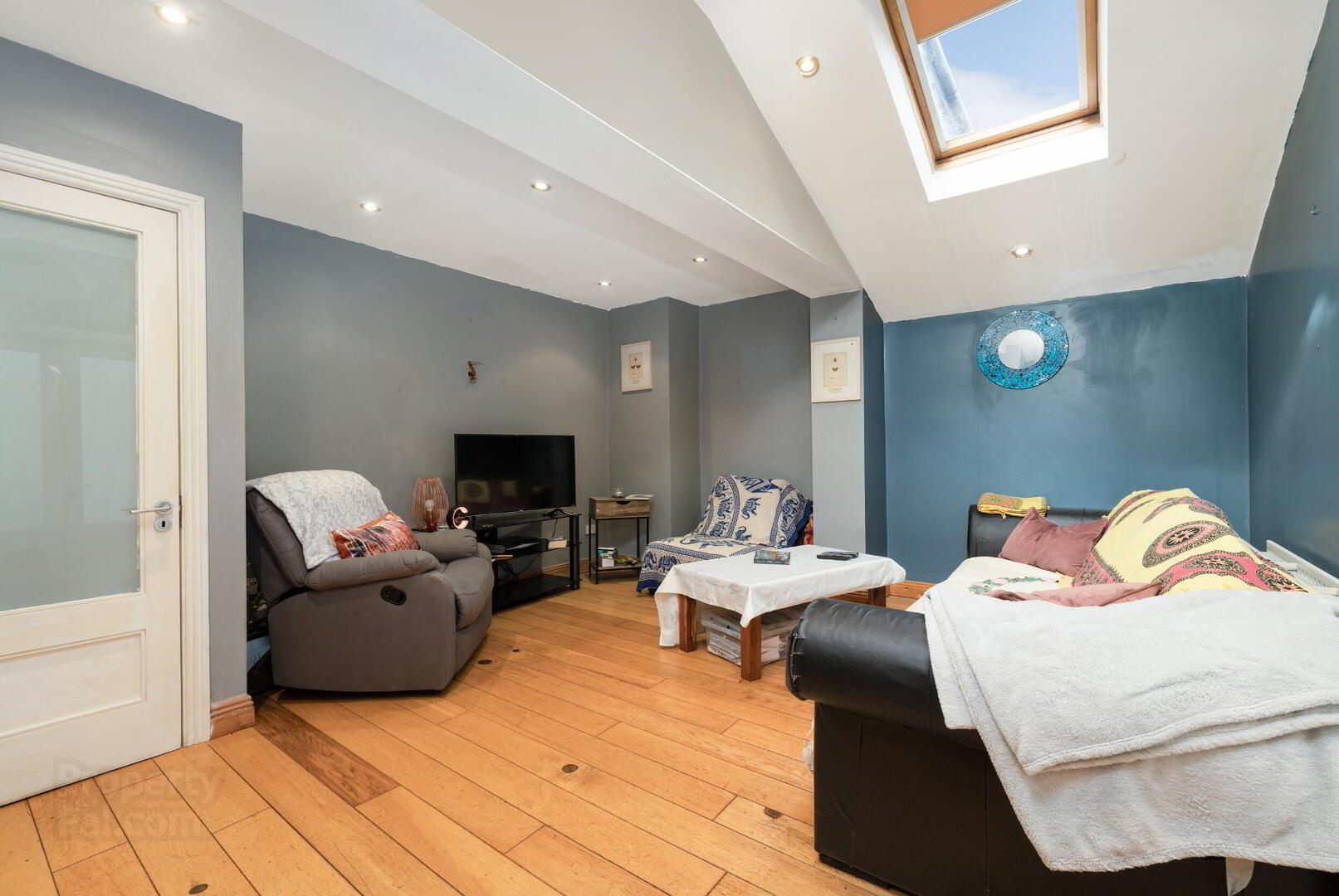 6 Brandon Road 6 of 23