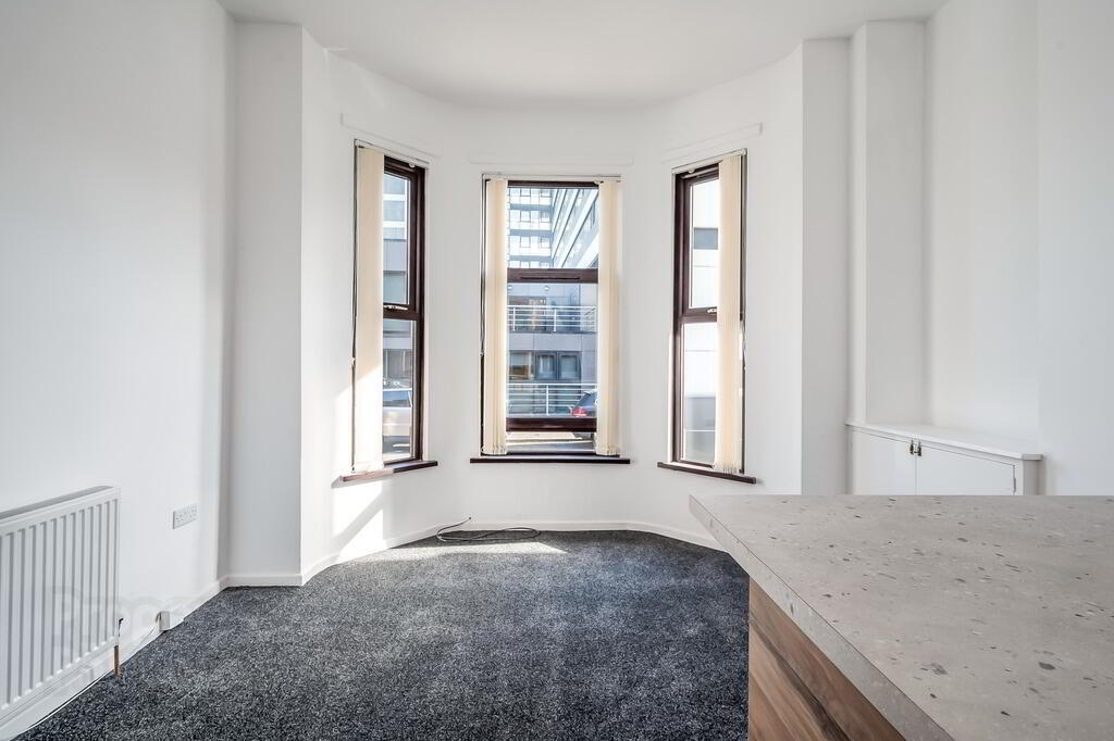 Flat 1, 13 Camden Street 7 of 11