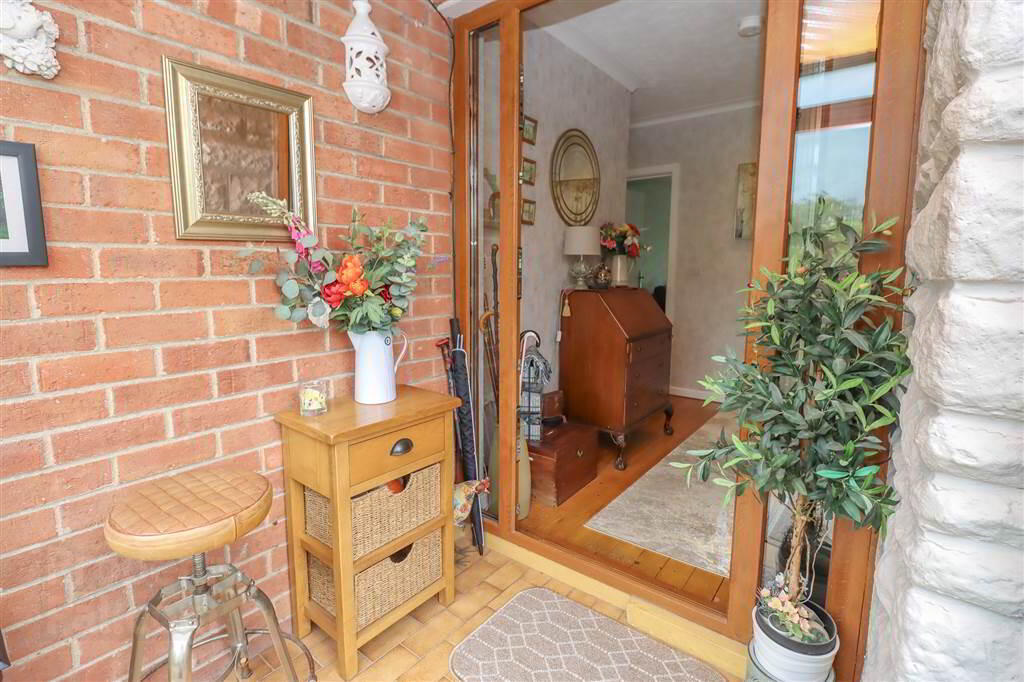 12 Willowvale 3 of 25