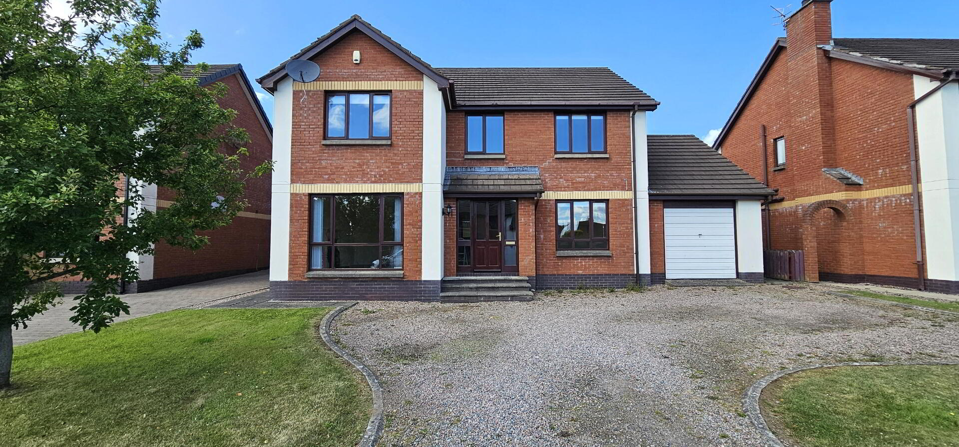 3 Briar Court 1 of 14