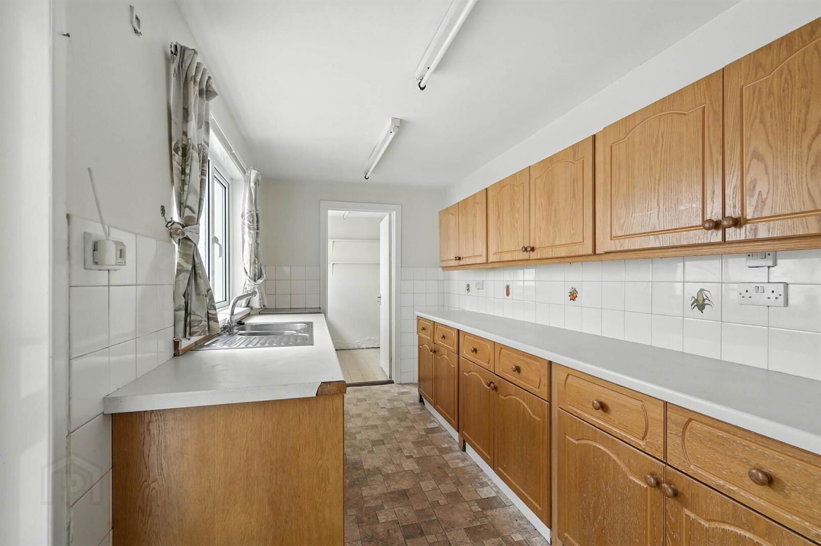 448 Ormeau Road 8 of 25