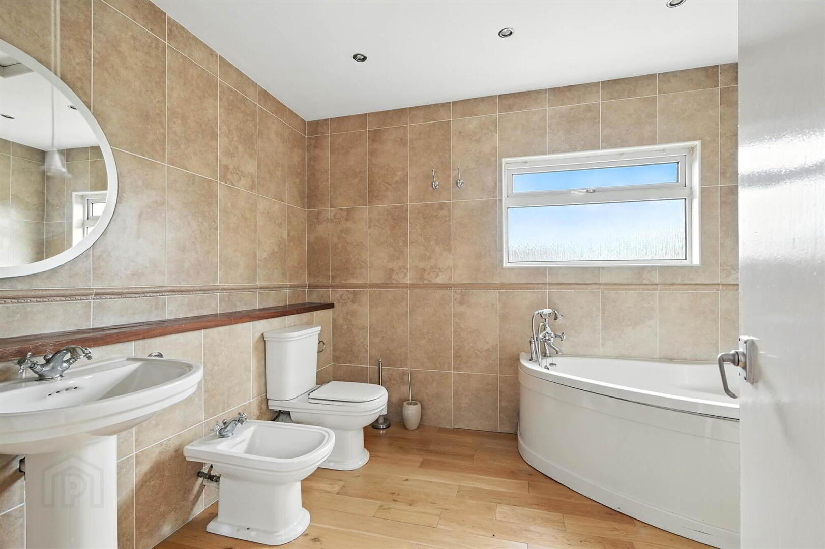 448 Ormeau Road 13 of 25