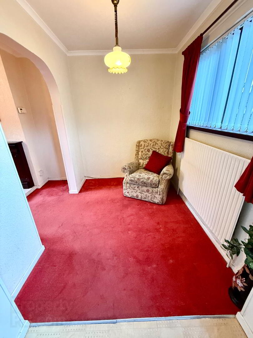 34 Erne Gardens 15 of 25