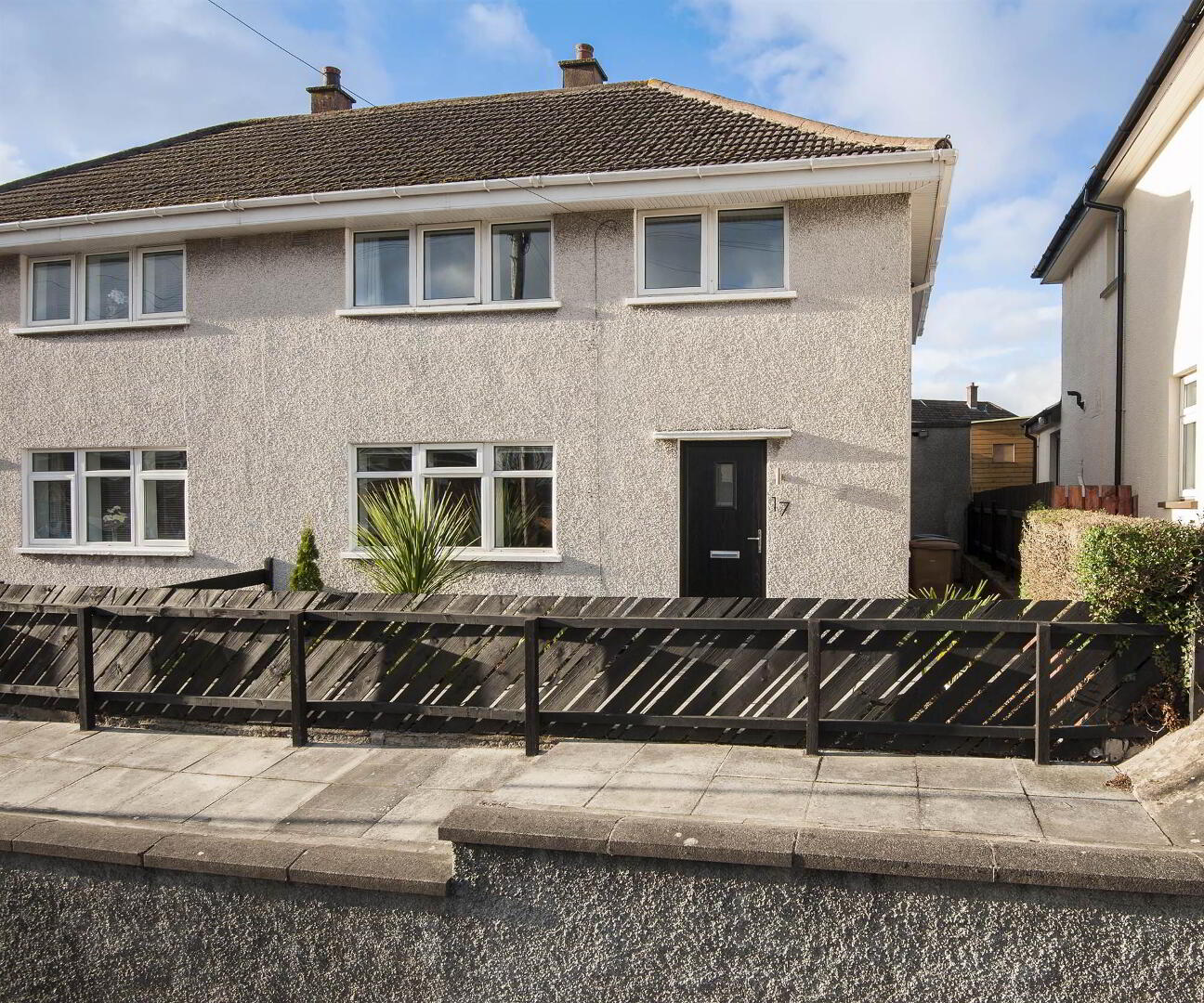 3 Month Rental @, 17 Orangefield Lane 1 of 22