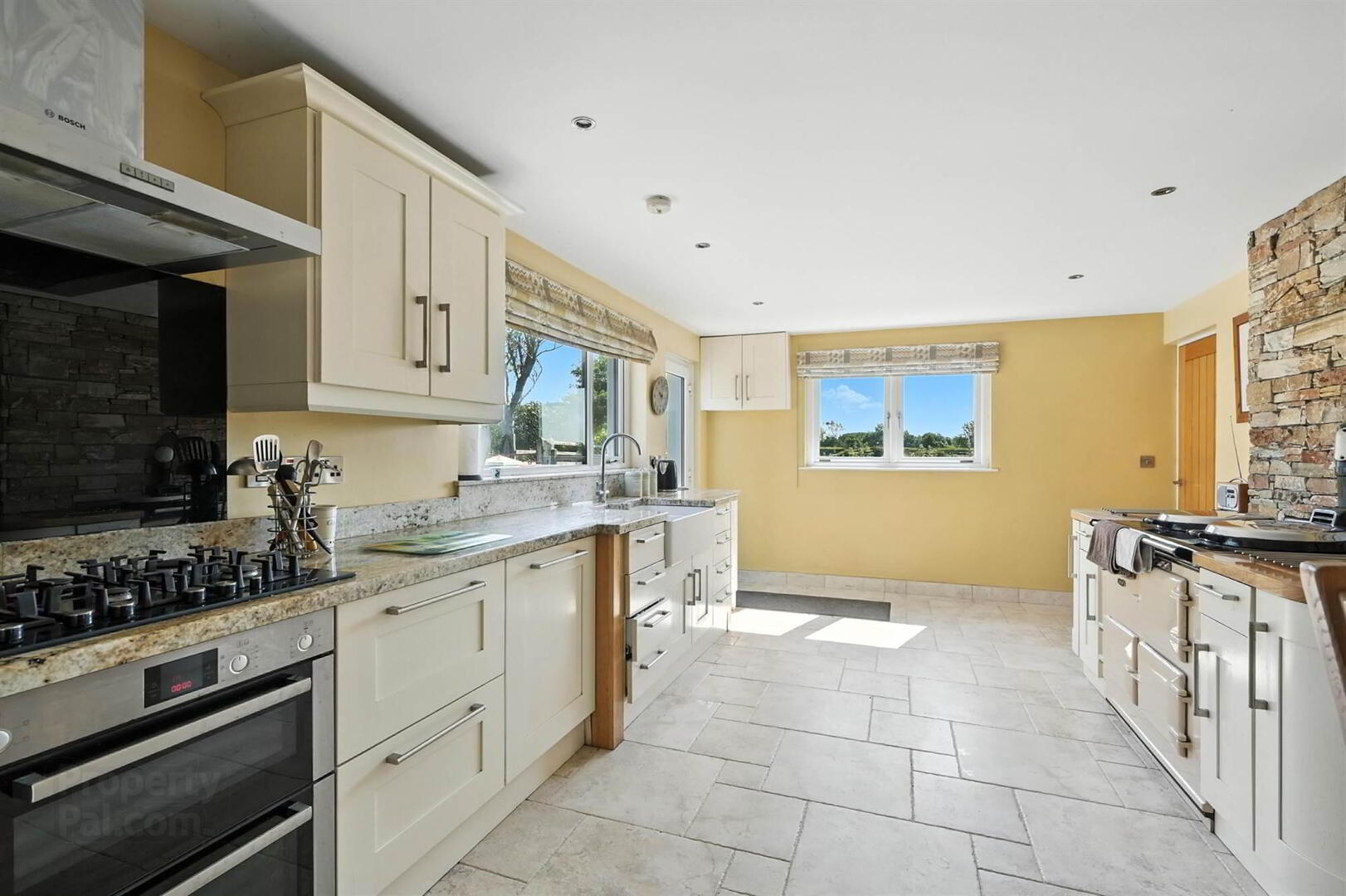 35 Loughries Road 10 of 37