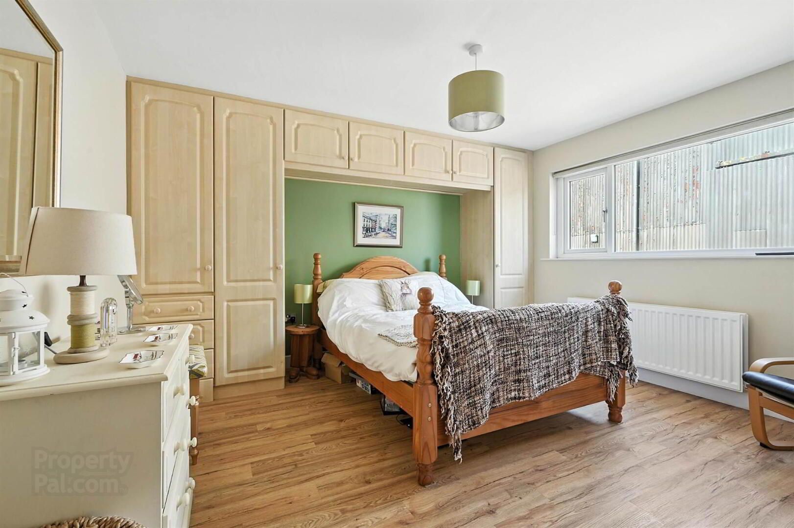 35 Loughries Road 21 of 37
