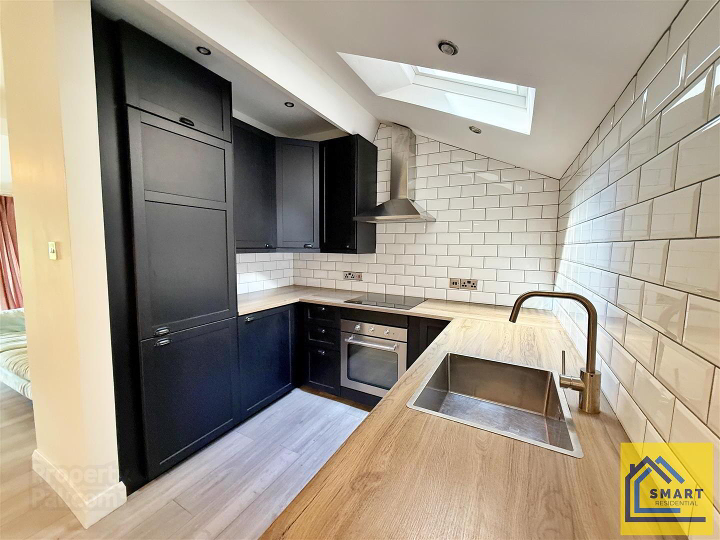 Apt 8, 23 Knock Road 8 of 13