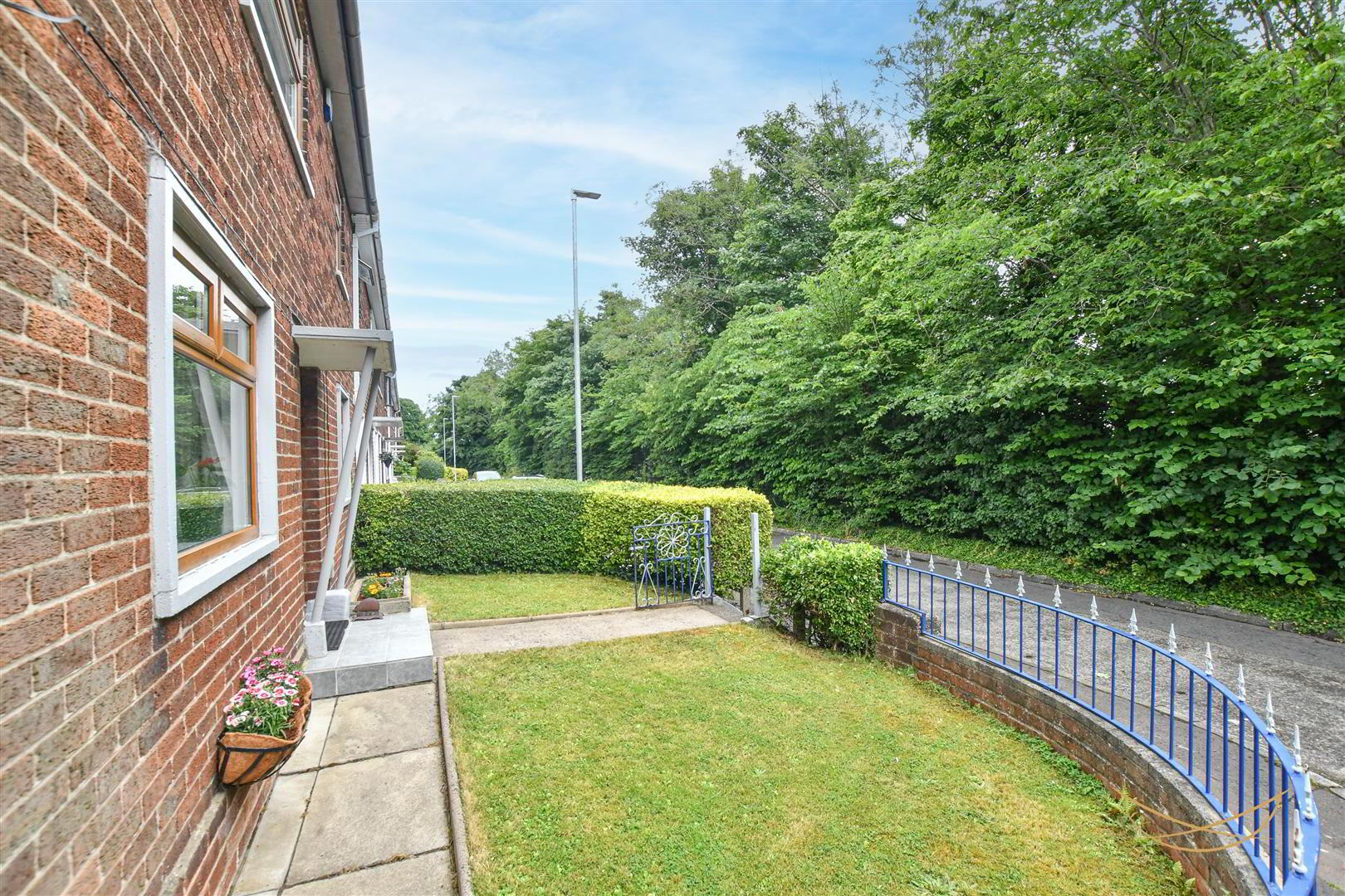 42 Parkmount Terrace 5 of 36