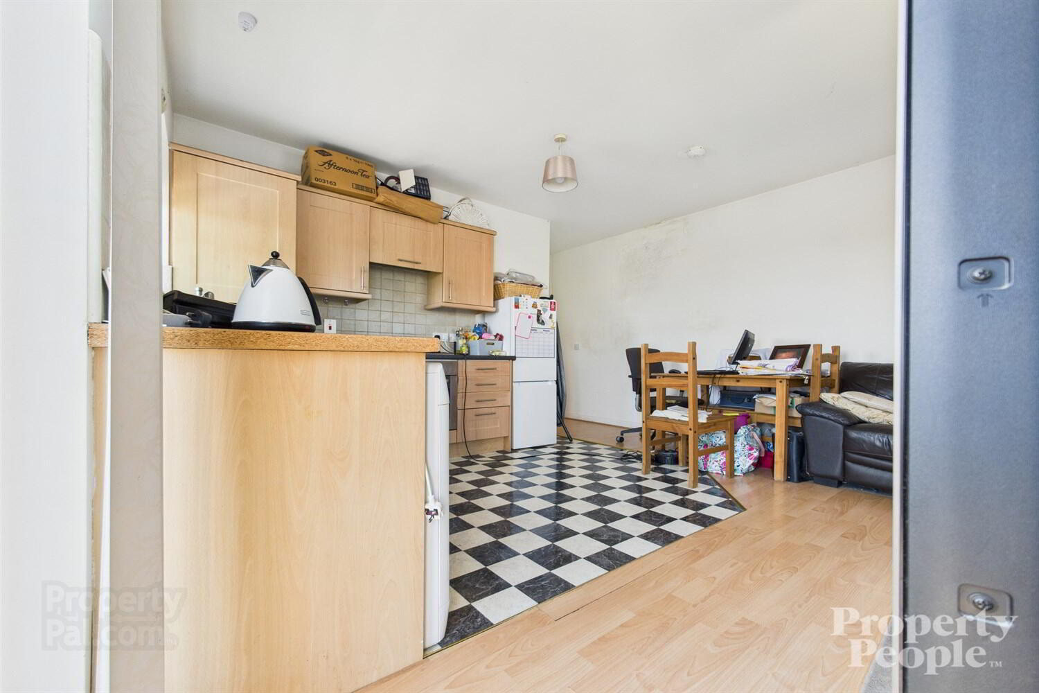 Apartment 12 42 St. Marys Gardens 3 of 10