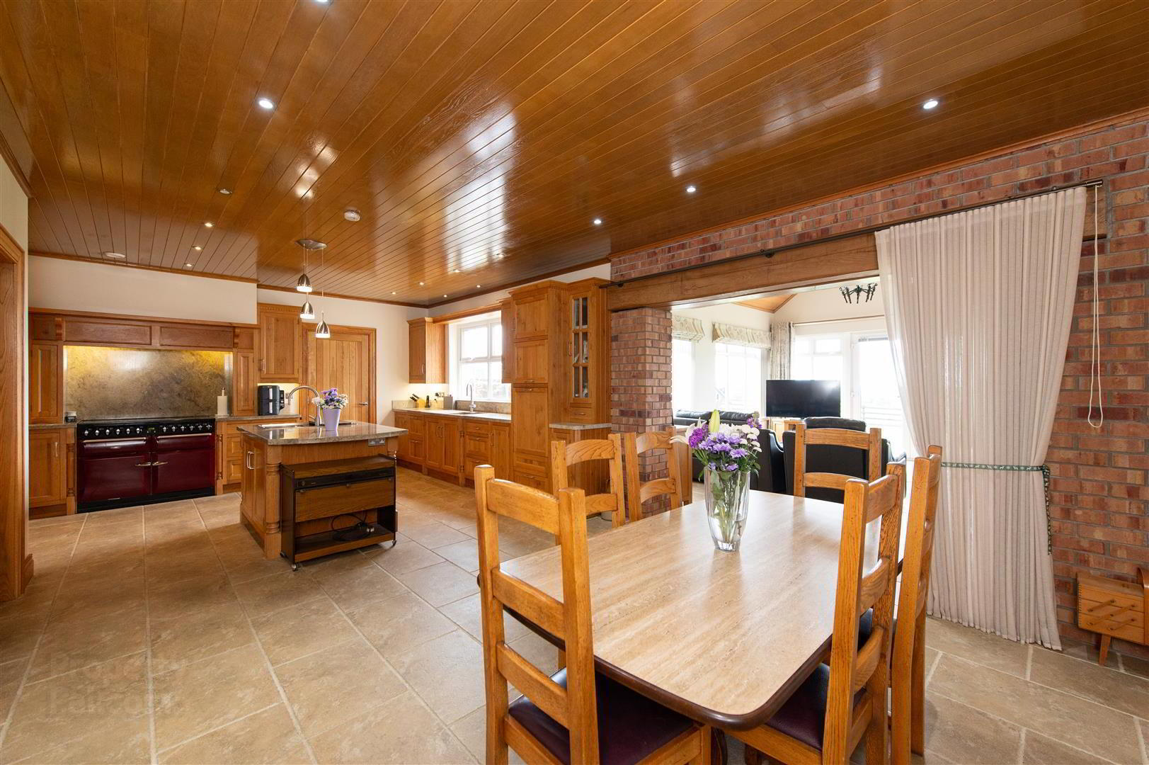 Hilltop Lodge, 44 Barrack Hill 13 of 49