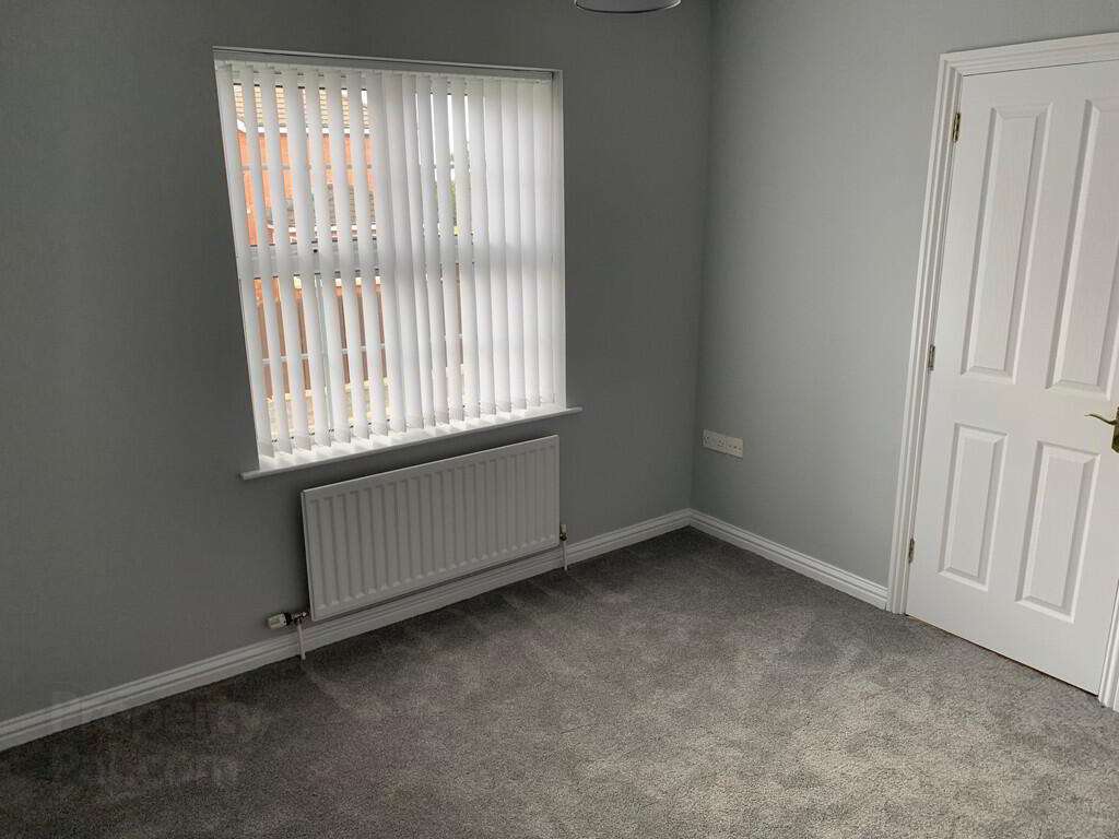 12 Larksborough Avenue 9 of 11
