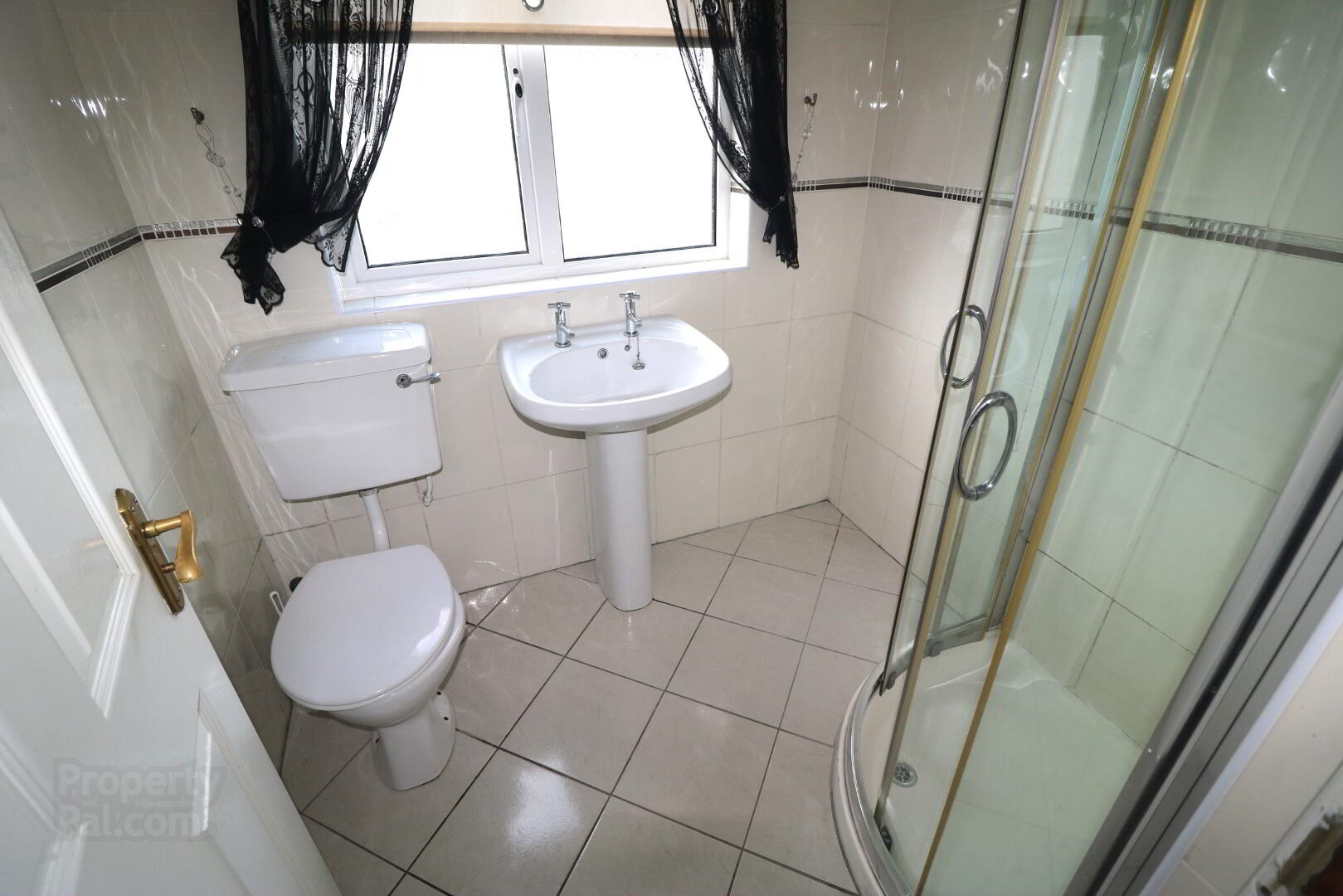 26 Craigs Road 3 of 12