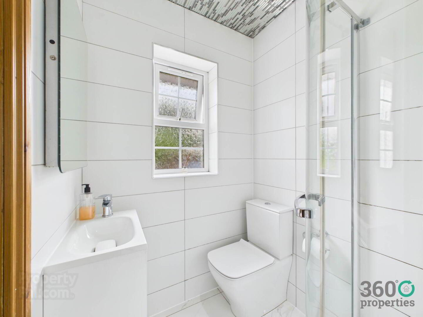 47 Ballynoe Road 22 of 35
