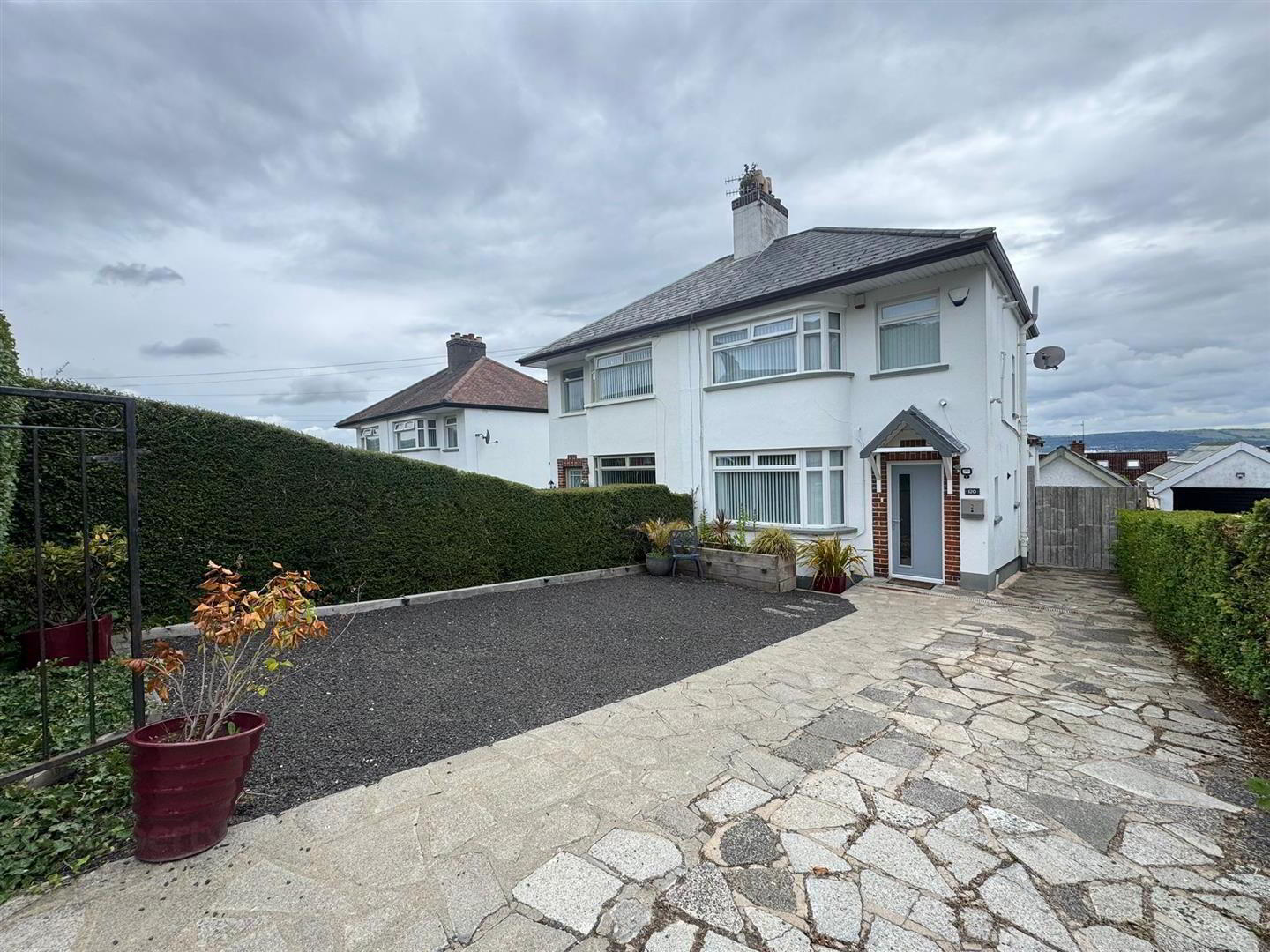 120 Serpentine Road 1 of 27