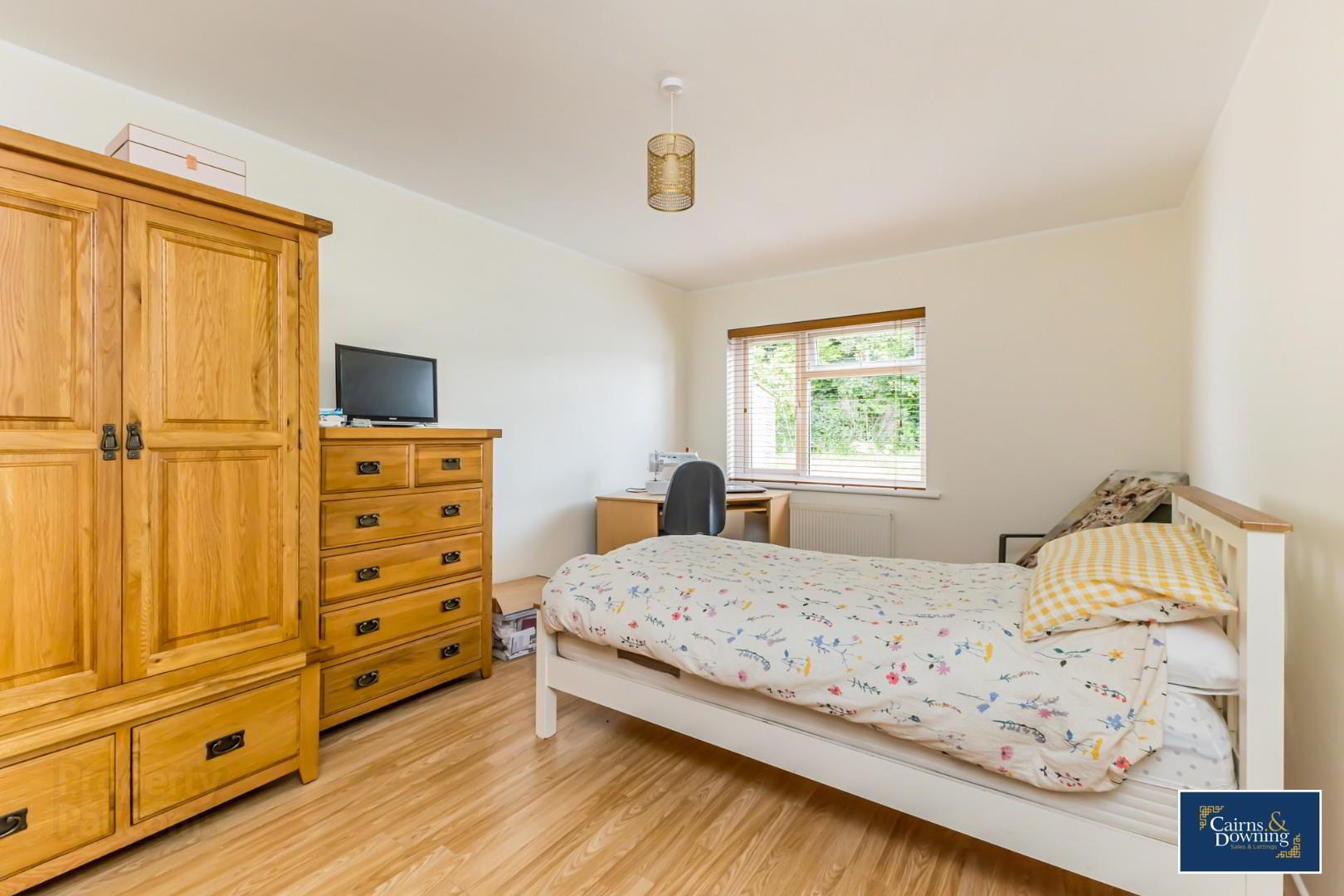 5 Iveagh Corner 15 of 29