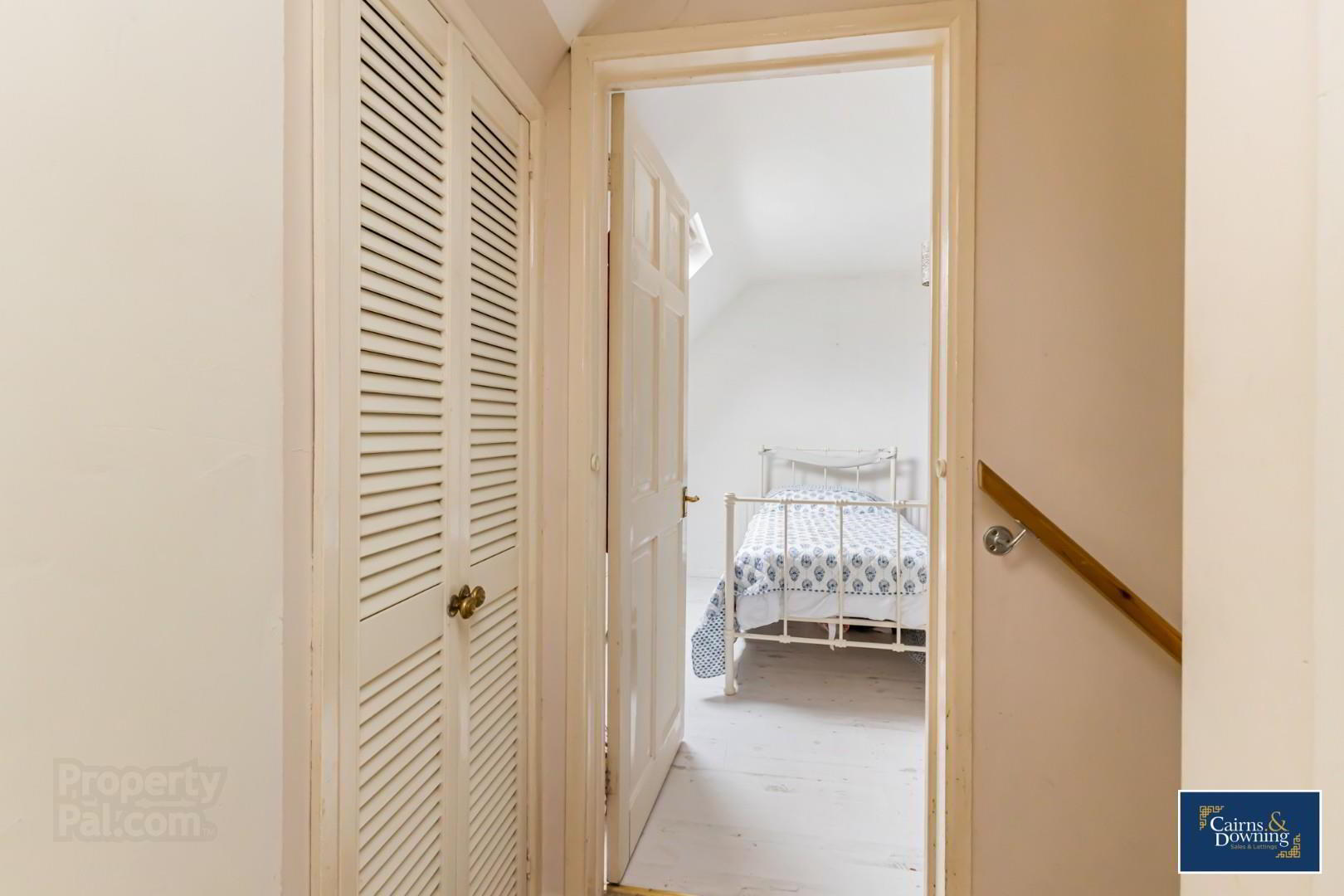 5 Iveagh Corner 16 of 29