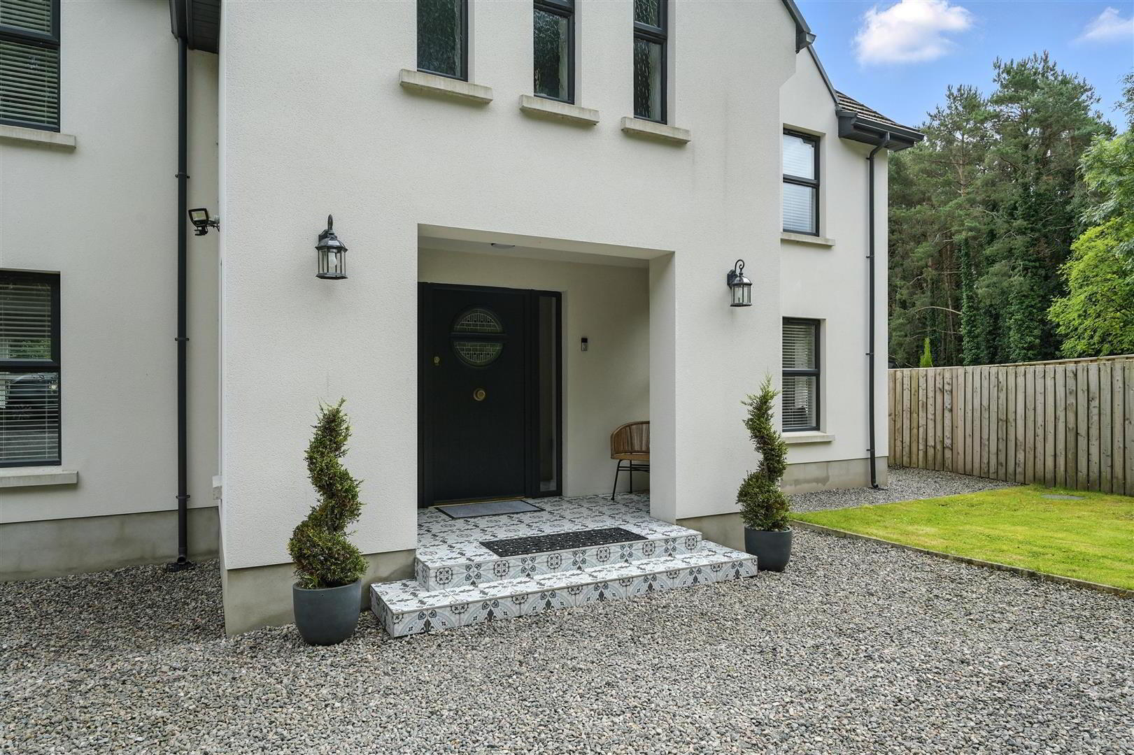 193 Castle Road 3 of 38