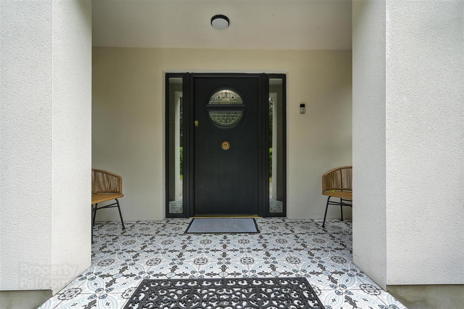 193 Castle Road 4 of 38