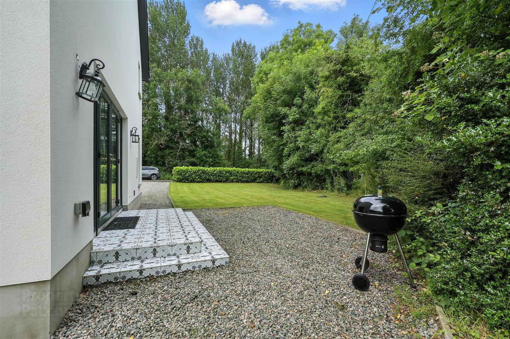 193 Castle Road 36 of 38