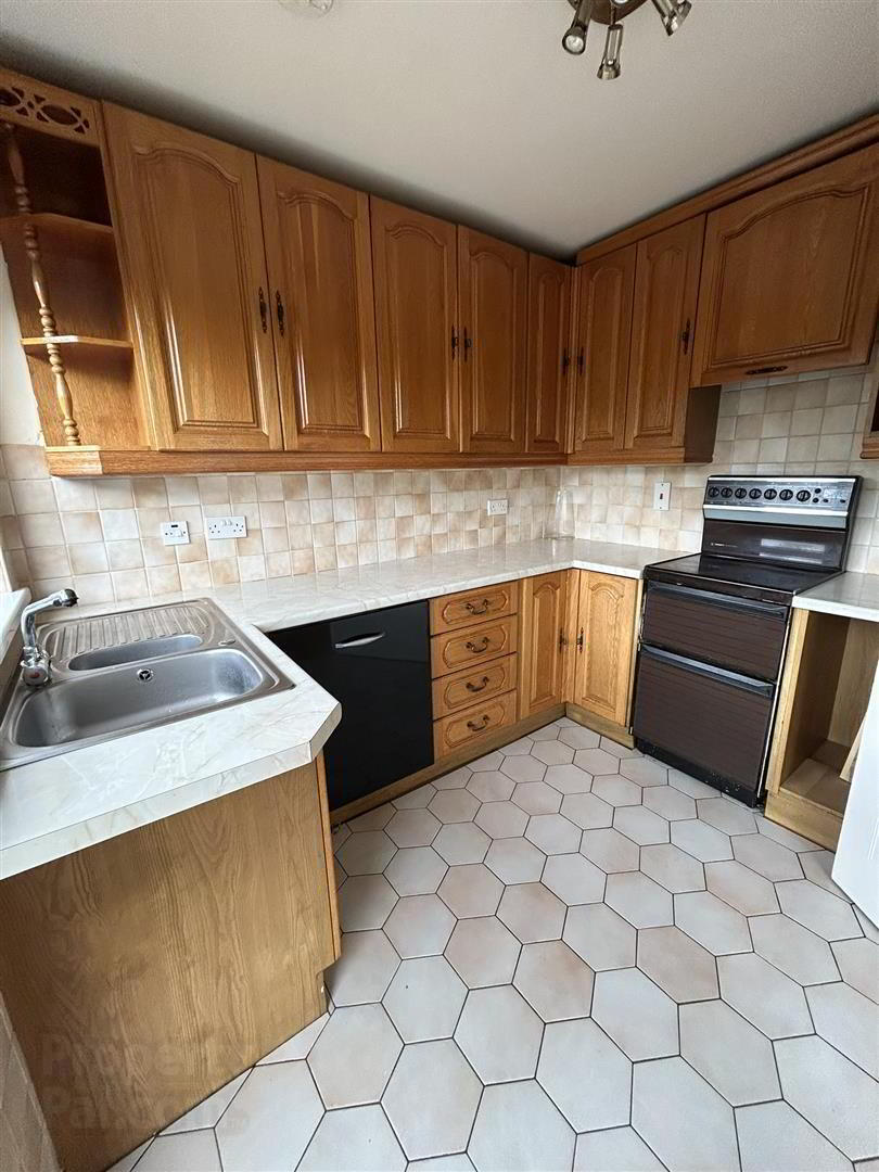15 Clarehill Lane 5 of 15