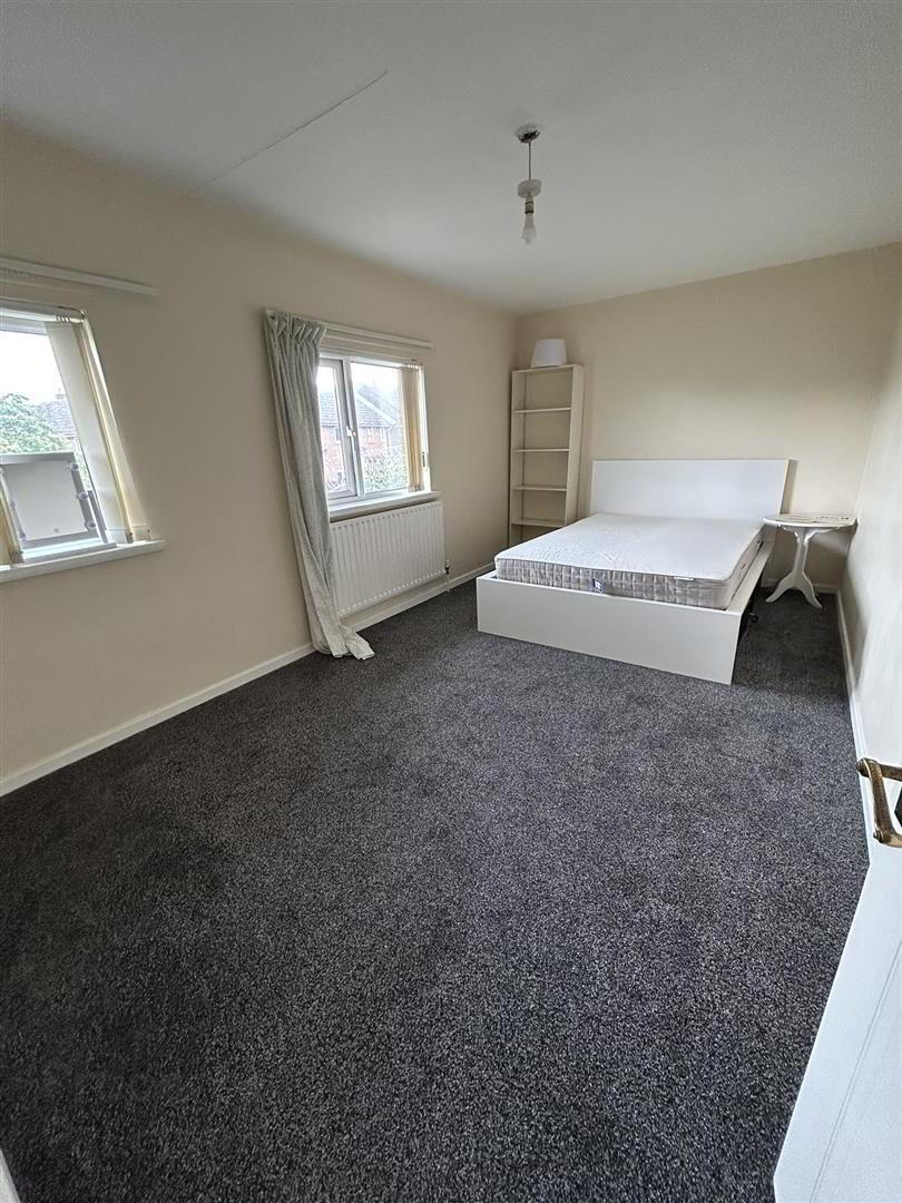 15 Clarehill Lane 9 of 15