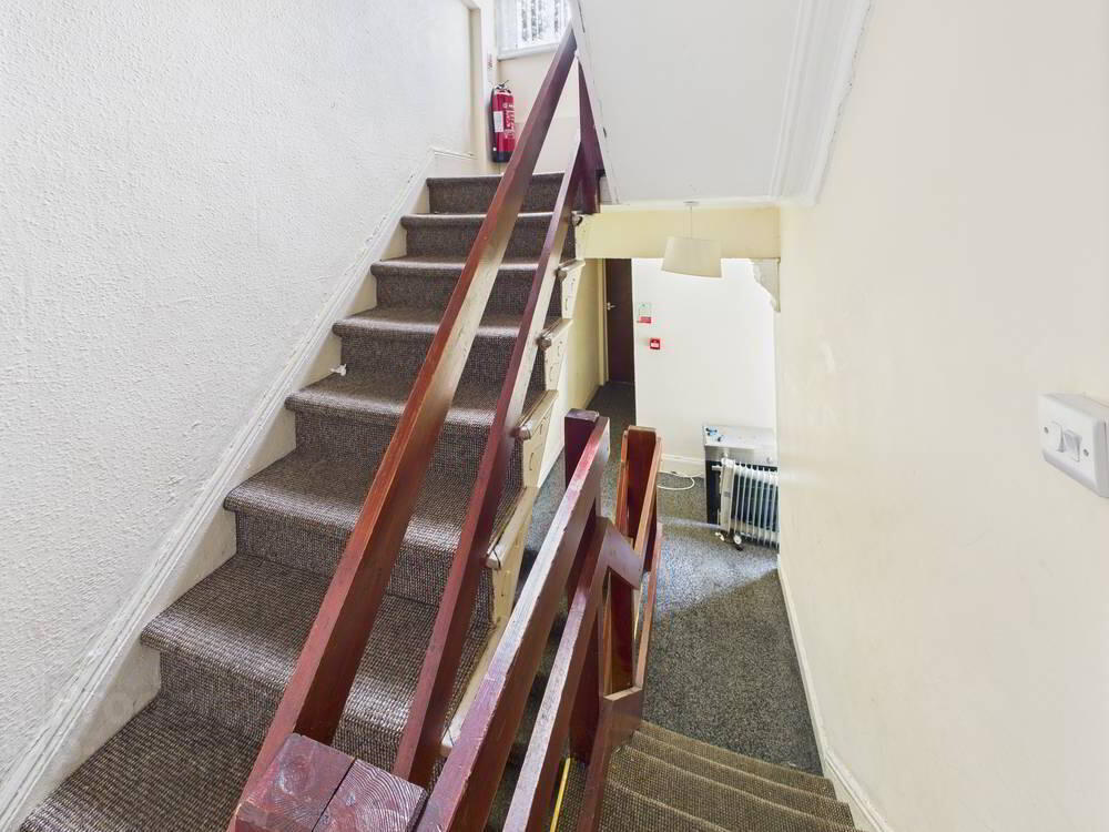 Apt 2, 9 Wolseley Street 4 of 6
