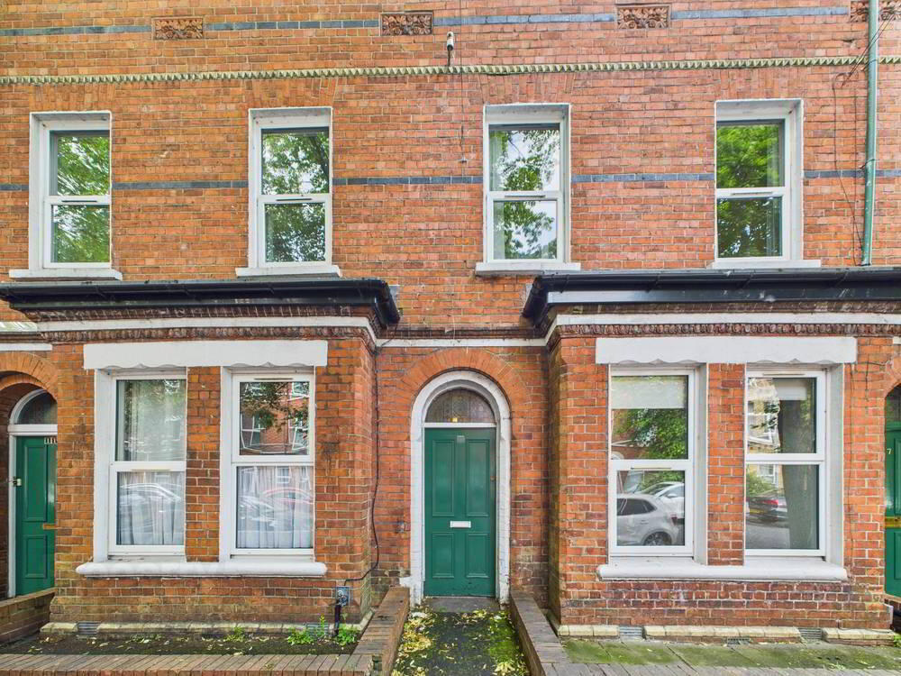 Apt 2, 9 Wolseley Street 1 of 6