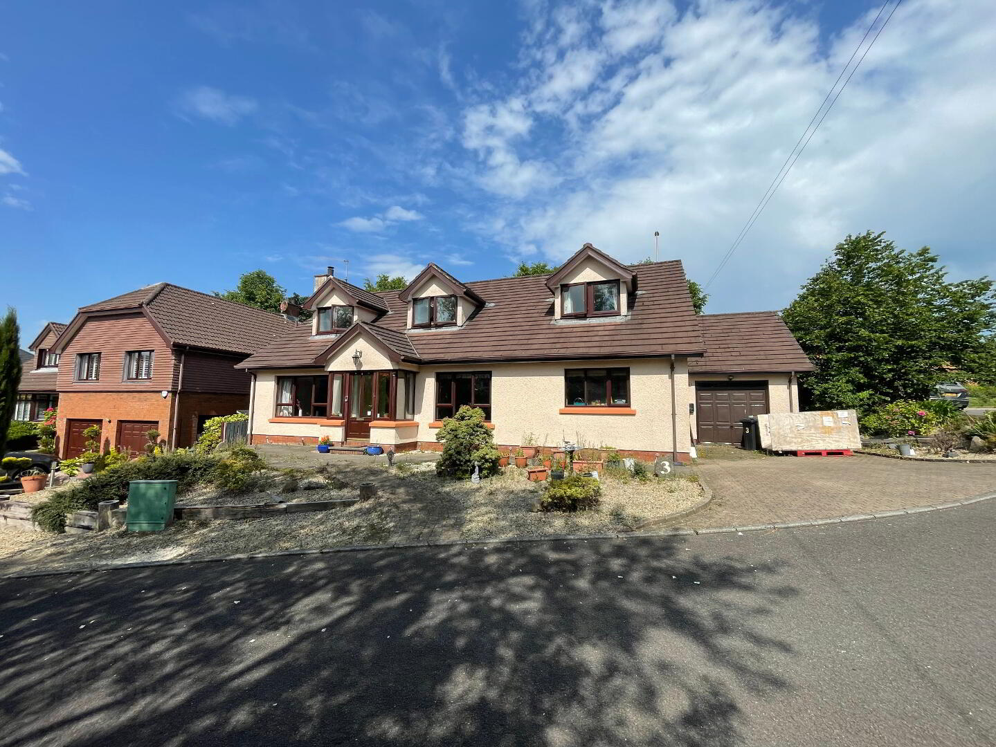 3 Lonsdale Court 1 of 18