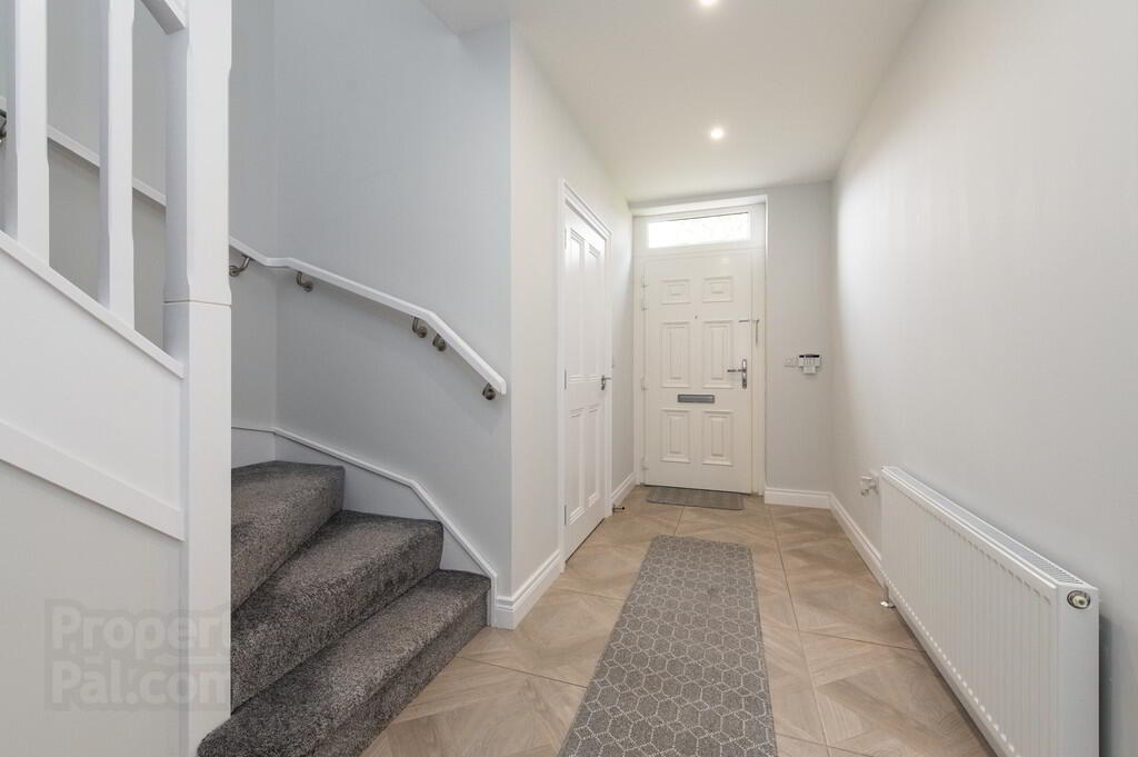 10 Oakfield Park Drive 9 of 20