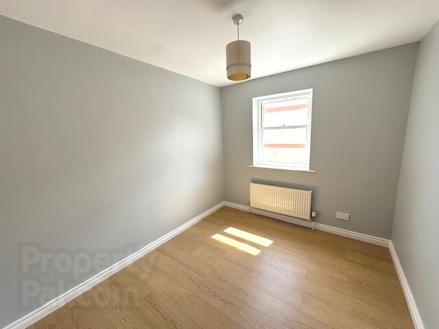 3 Ocean View, 31 Marine Parade 7 of 12