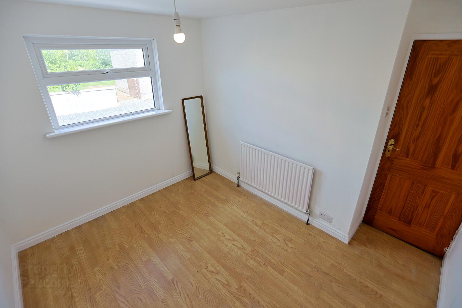 249 Markethill Road 17 of 41