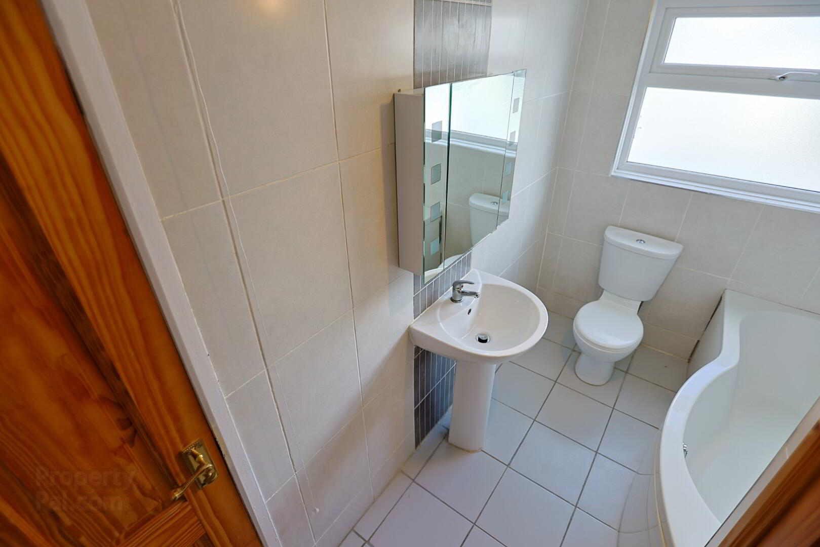249 Markethill Road 24 of 41