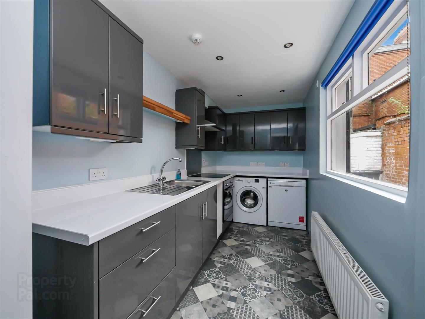 4 Rushfield Avenue 5 of 15