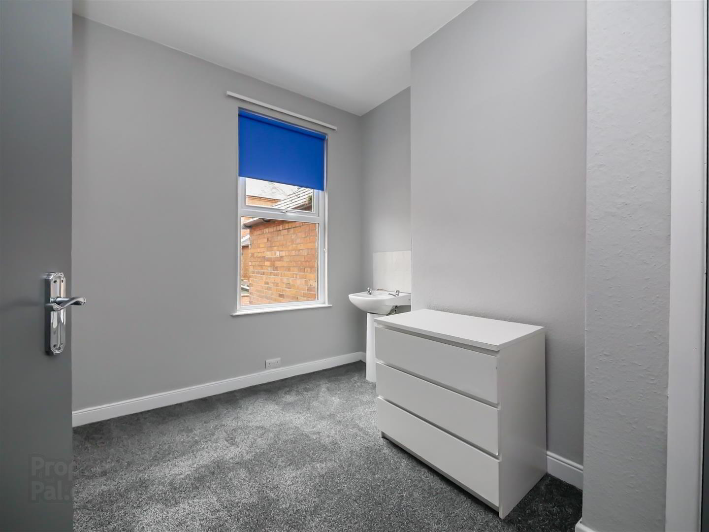 4 Rushfield Avenue 8 of 15