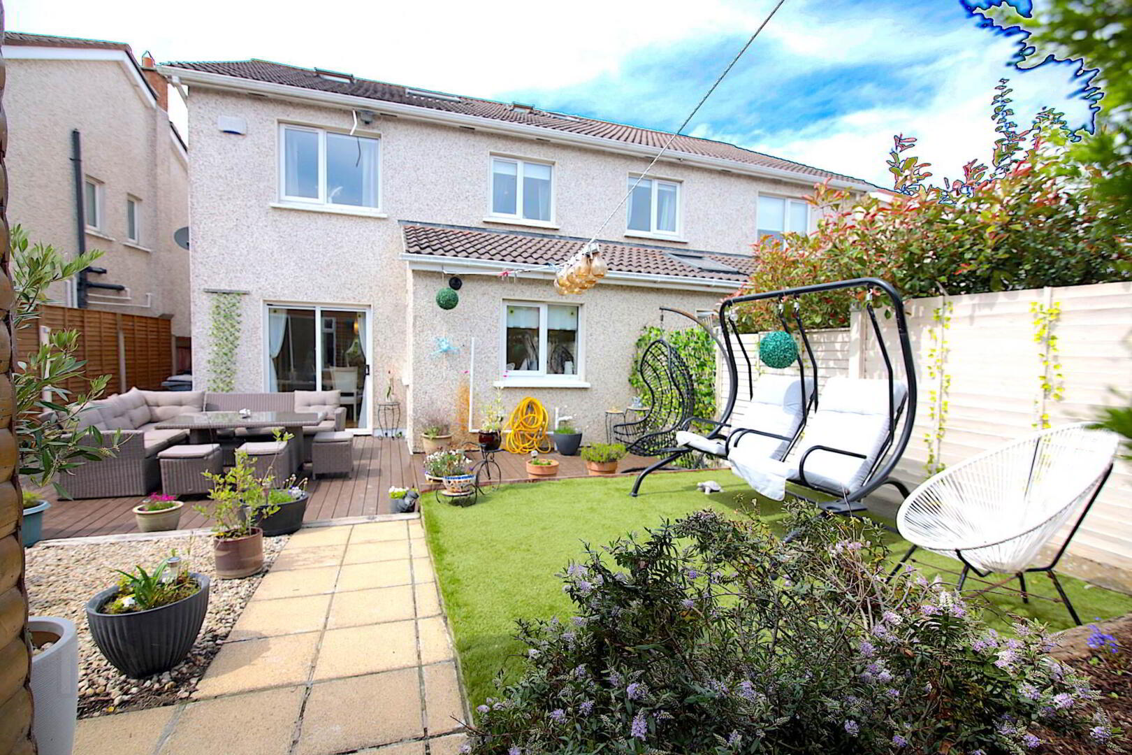 11 Manorfields Crescent 26 of 29