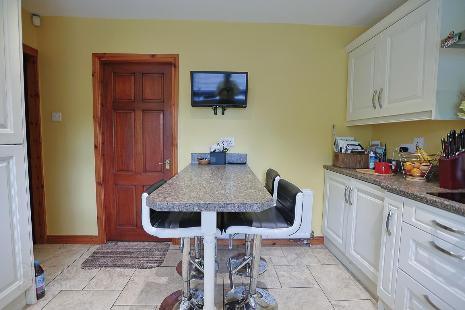 140 Dobbin Road 18 of 42