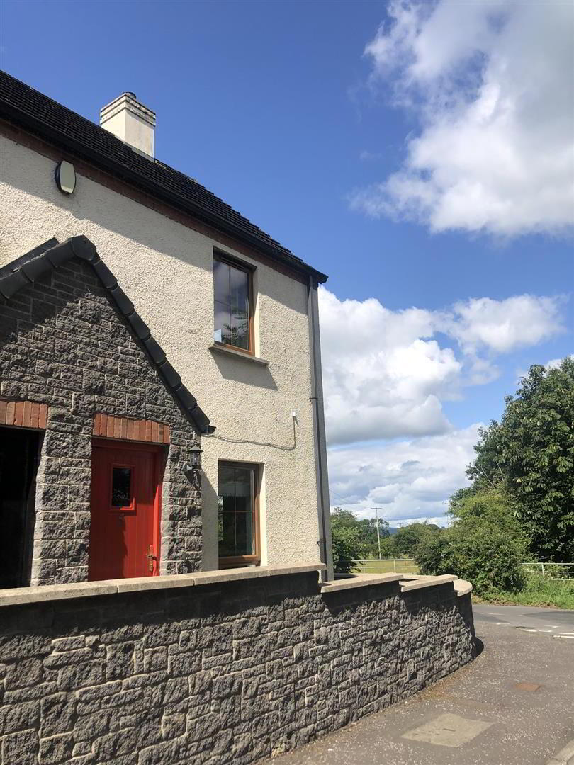 property description image