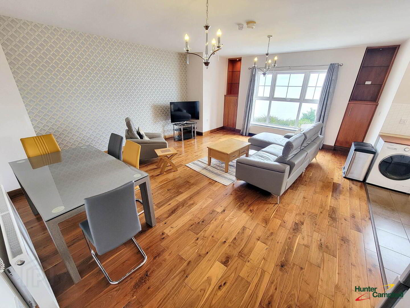 Apt 4, Glencairn 12 of 27